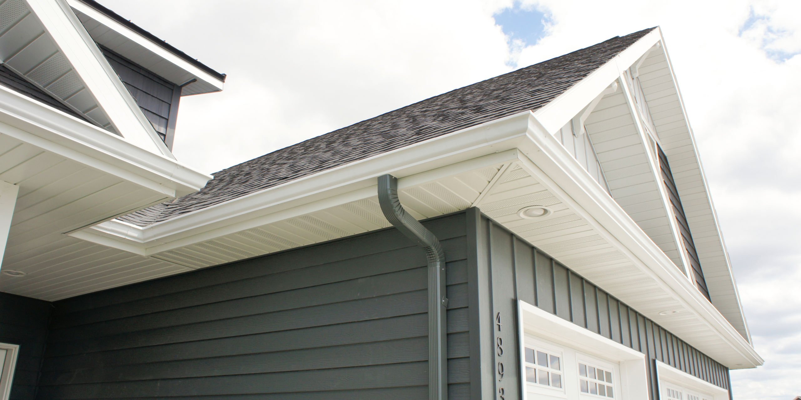 Close up of home showing soffit and fascia